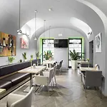 Pav Otel Prag