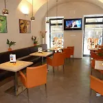 Páv Hotel