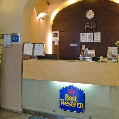 Páv Hotel 3*