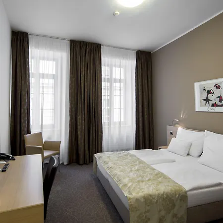 Hotel Páv Praga