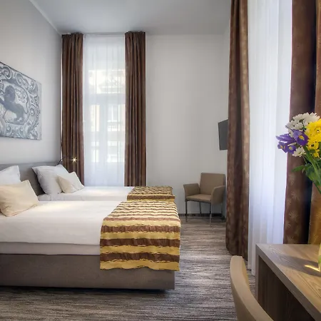 Pav Otel Prag
