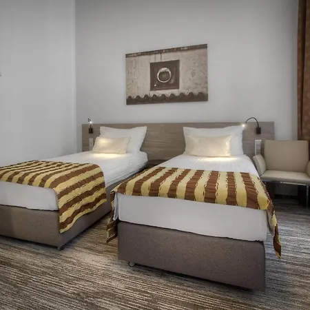 Hotel Páv 3*