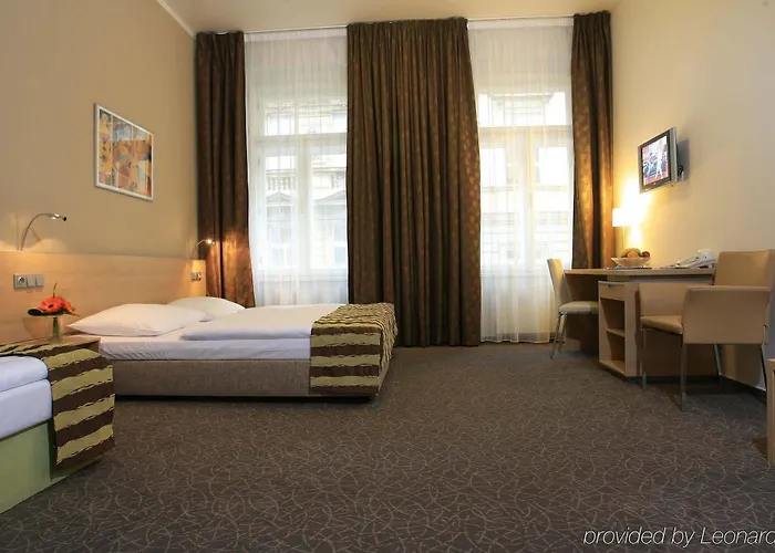 Hotel Pav 3*